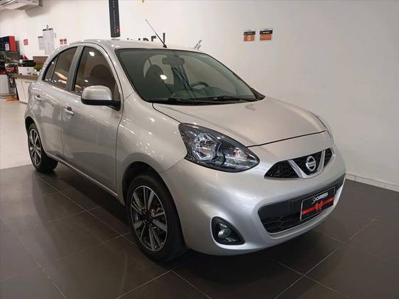 NISSAN MARCH 1.6 SV 16V FLEXSTART 4P XTRONIC